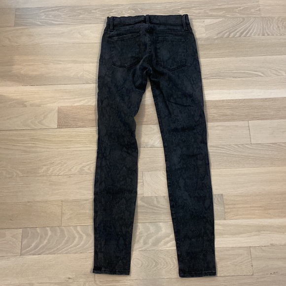 FRAME Animal Print Jeans - Picture 4 of 5